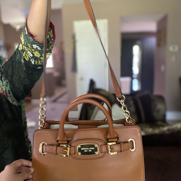 Micheal Kors Handbag- Brown - Picture 4 of 6
